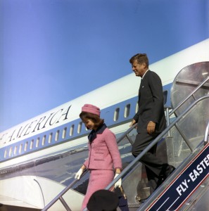 President and Mrs. Kennedy descend the stairs from Air Force One at Love Field in Dallas, TX, 22 November 1963. (Cecil Stoughton. White House Photographs. John F. Kennedy Presidential Library and Museum, Boston)